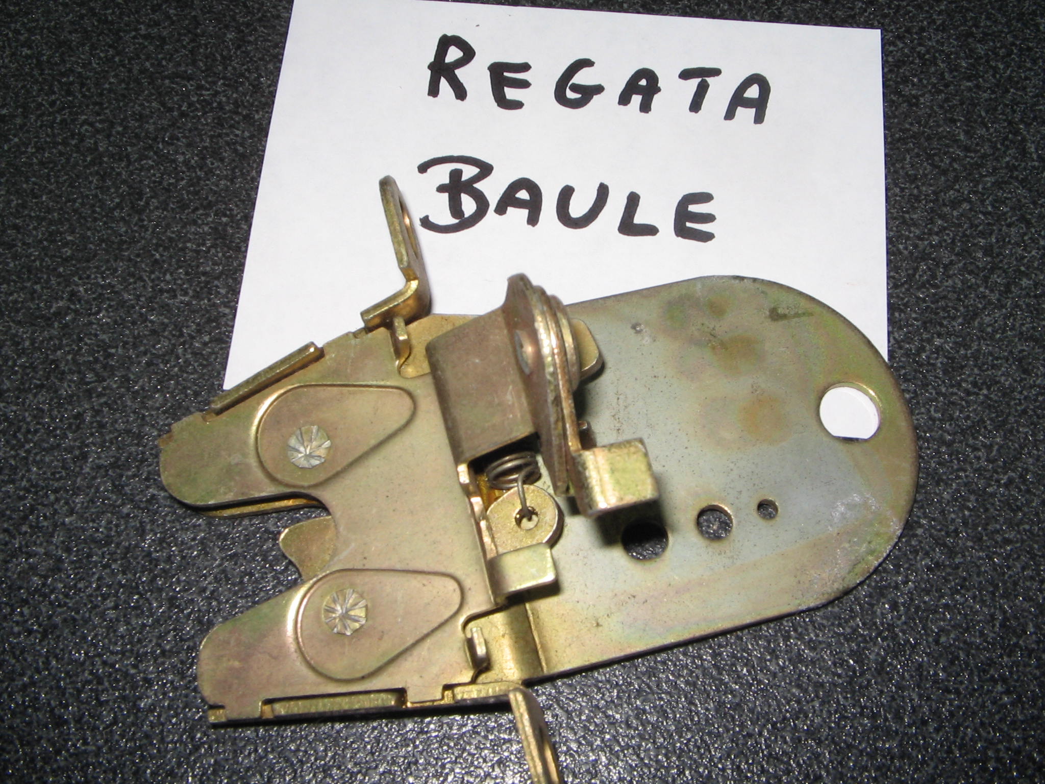 FIAT REGATA SERRATURA BAULE N. 1.205